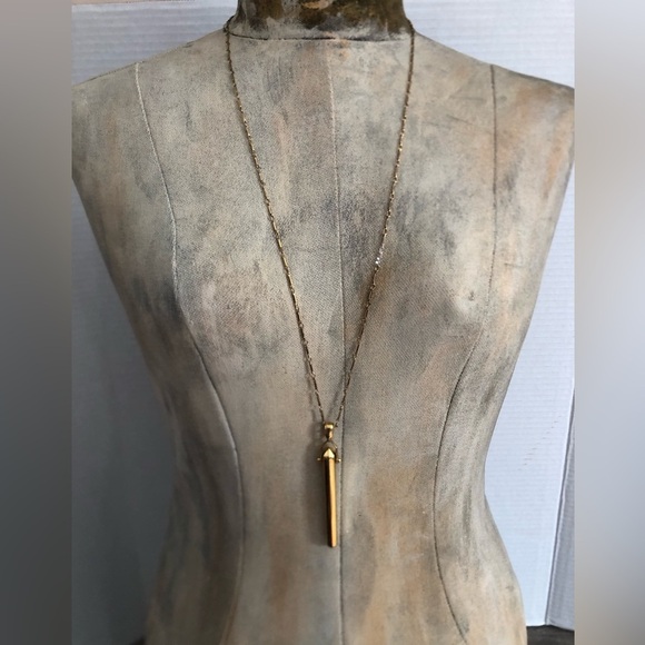 STELLA & DOT Rebel Pendant Necklace - Picture 1 of 9